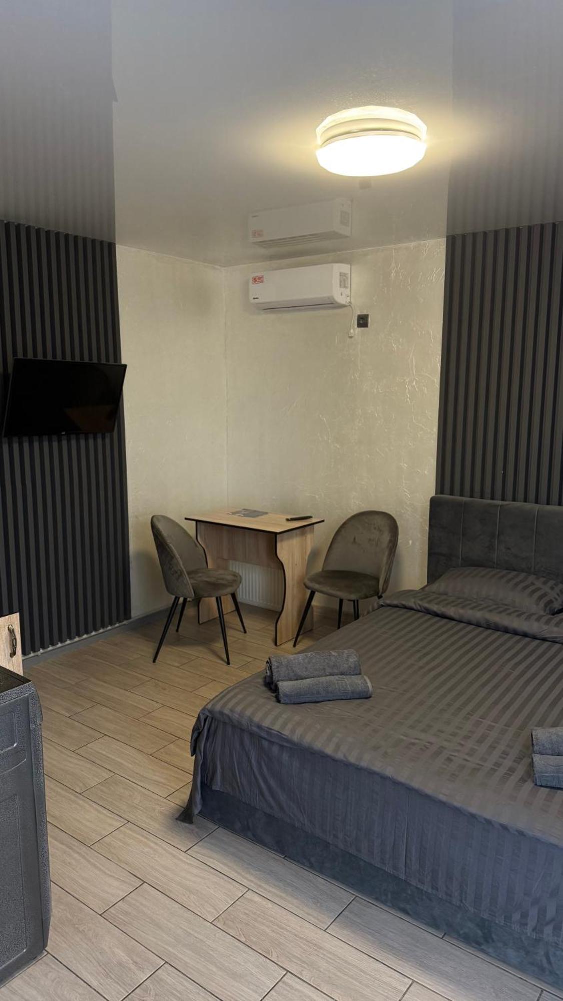 Guest House Chernihiv Exterior photo